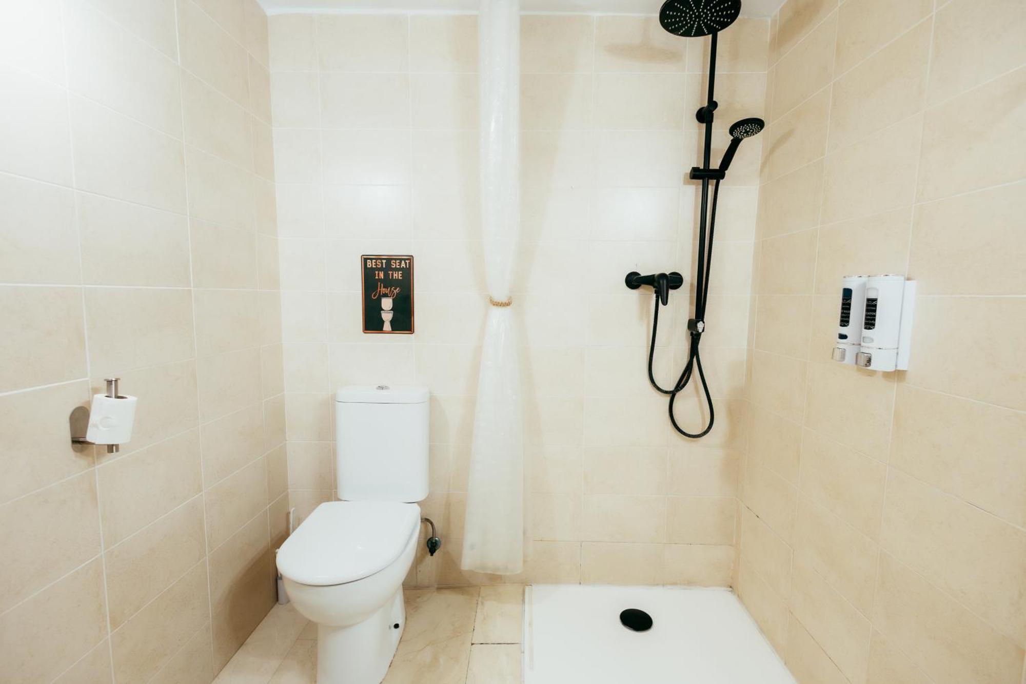Apartment Ruzafa Roots, 12 Min To Centre, Smart Tv, Wine Valencia Bagian luar foto
